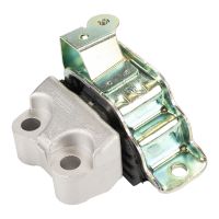 Motorfäste fram vänster