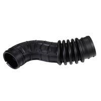 Ladda luftslangen till luftfiltret