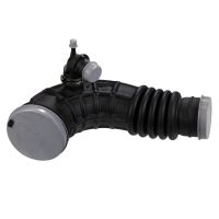 Ladda luftslangen till luftfiltret