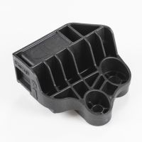 Hållare för kylaren till höger