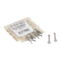 Fästbultar med spärrfjädrar för trumbromsar