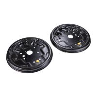 Bromssats förmonterad på ankarplattor vänster/höger