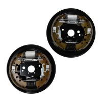 Bromssats förmonterad på ankarplattor vänster/höger