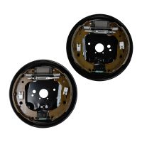 Bromssats förmonterad på ankarplattor vänster/höger