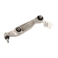 A-arm i mitten höger sida