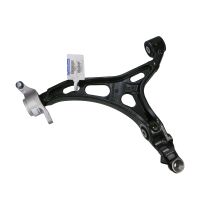 Bärarm fram vänster