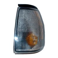 Blinker komplett fram vänster vit