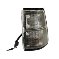 Blinkers fram vänster vit