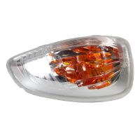 Blinkerslock vänster gul lock i spegeln