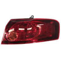 Bakljus bak precis utanför