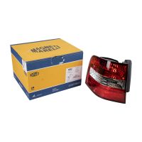 Bakljus på vänster utsida av kroppen