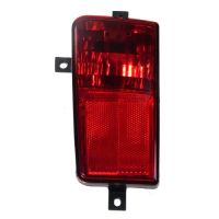 Dimbakljus till vänster i stötfångaren