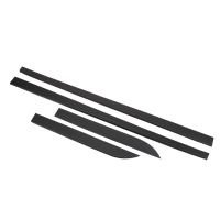 Ovansida sidokjolar i präglad svart