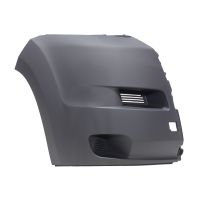 Främre höger stötfångarhörn grundmålad