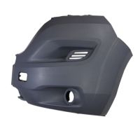 Främre vänstra stötfångarens hörn grundmålad