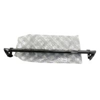 Främre stötfångarspoiler lackerad blanksvart