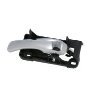 Vänster dörrhandtag fram och bak