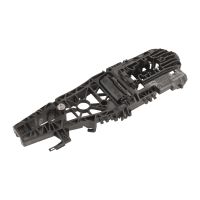 Vänster främre dörrhandtagsfäste