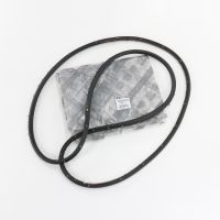 Dörrtätningsprofilgummi fram till höger