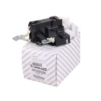 Dörrstängnings- och öppningsmekanism till vänster