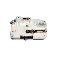 Dörrstängnings- och öppningsmekanism till vänster