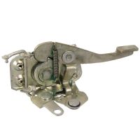 Dörrstängnings- och öppningsmekanism till höger