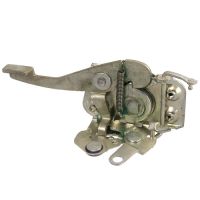 Dörrstängnings- och öppningsmekanism till vänster