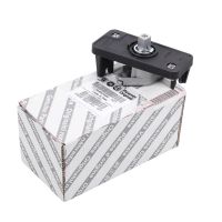 Dörrstängnings- och öppningsmekanism baklucka