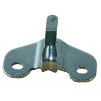 Bakdörrslåsets spärr längst ner i mitten