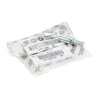 Anfallare i skjutdörren till höger upptill bak