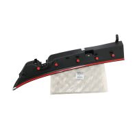 Kåpa under torkararmarna till höger