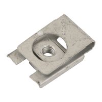 Klämstycke för stötfångaren