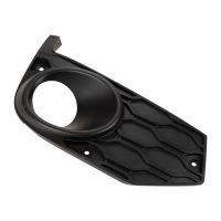 Ventilationsgaller fram höger med hål för NSW