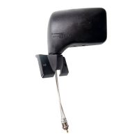 Ytterspegel till vänster