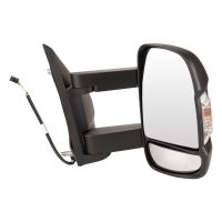 Ytterspegel till höger