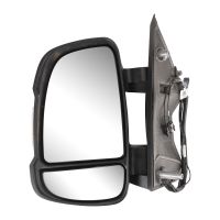 Ytterspegel till vänster