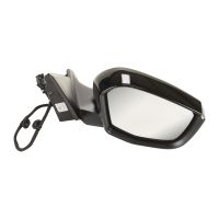 Höger ytterspegel elektriskt justerbar och uppvärmd