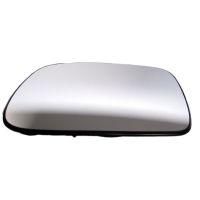 Uppvärmt ytterspegelglas till vänster