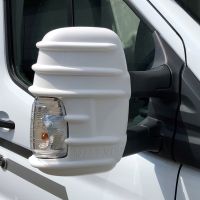 Set med spegelskyddskåpor vita