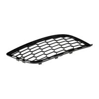 Kylargrill på stötfångaren till höger