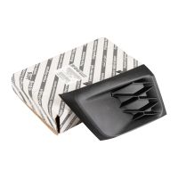 Kåpa till vänster på främre stötfångaren