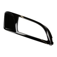 Täcklock till höger på främre stötfångaren