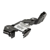 Hållare för tvärbalken fram till höger