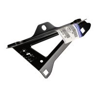 Hållare för stänkskärmen fram till höger