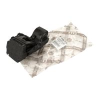 Smörjfilt framför stötfångaren till höger