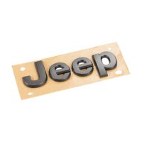 Jeep-emblembokstäver fram
